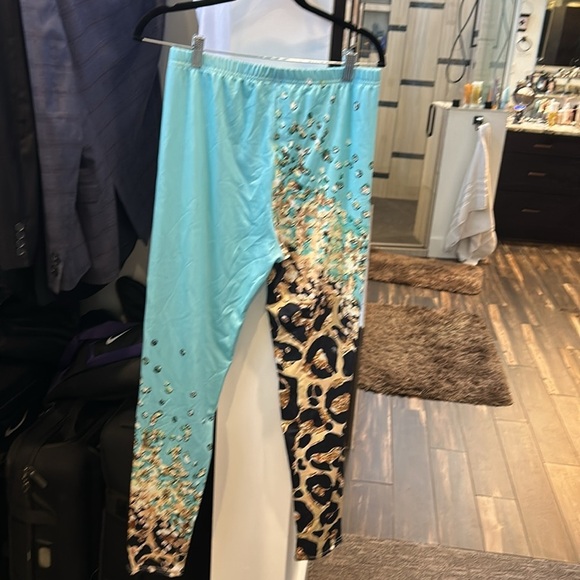 NWOT Venus‎ pants - Picture 2 of 3